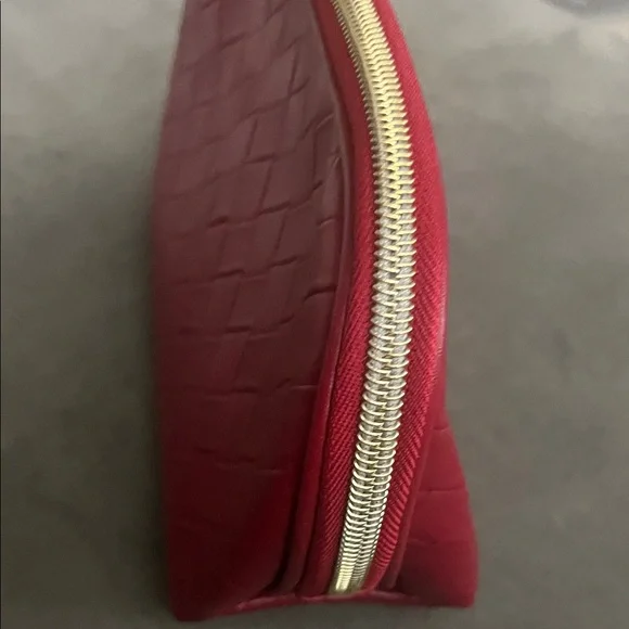 Woven Cosmetic Pouch - Raspberry - Picture 3 of 6